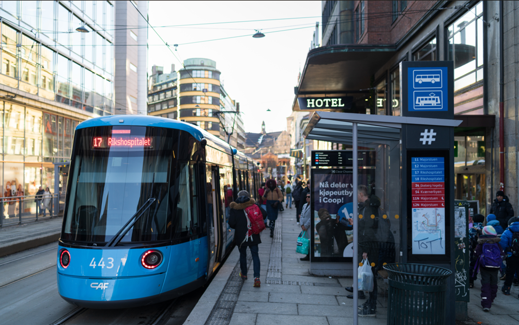 Avsporingen skjedde 29. oktober 2024., i Storgata i krysset mellom Nygata og Storgata. Illustrasjonsbildet er hentet fra Storgata trikkeholdeplass (foto: Sporveien). 